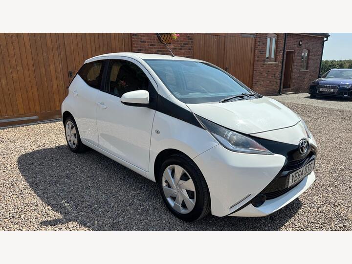 Toyota AYGO 1.0 VVT-i X-play Euro 5 5dr Euro 5