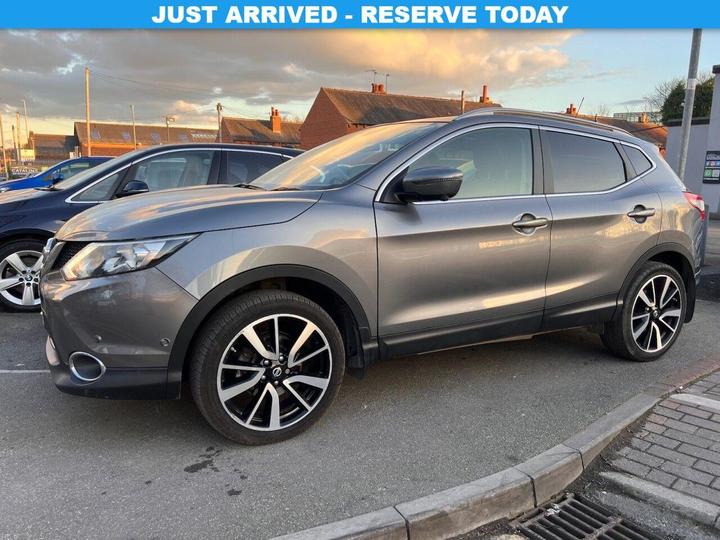 Nissan QASHQAI 1.5 DCi Tekna 2WD Euro 5 (s/s) 5dr