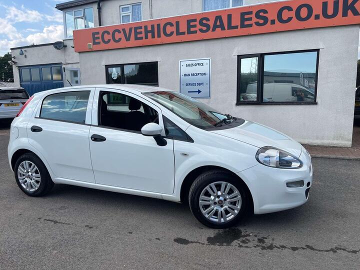 Fiat PUNTO 1.2 Pop + Euro 6 5dr