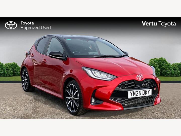 Toyota Yaris 1.5 VVT-h GR SPORT E-CVT Euro 6 (s/s) 5dr