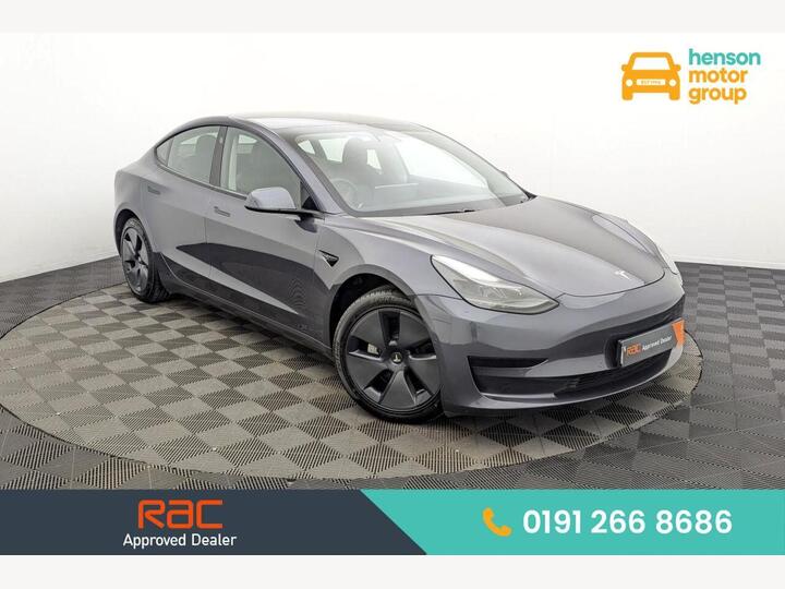 Tesla Model 3 Standard Range Plus Auto RWD 4dr