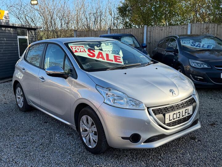 Peugeot 208 1.0 VTi Access+ Euro 5 5dr