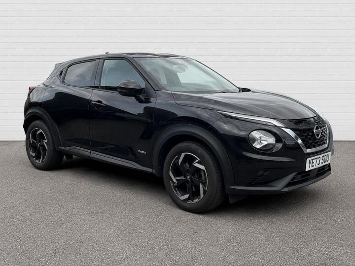 Nissan JUKE 1.6 N-Connecta Auto Euro 6 5dr
