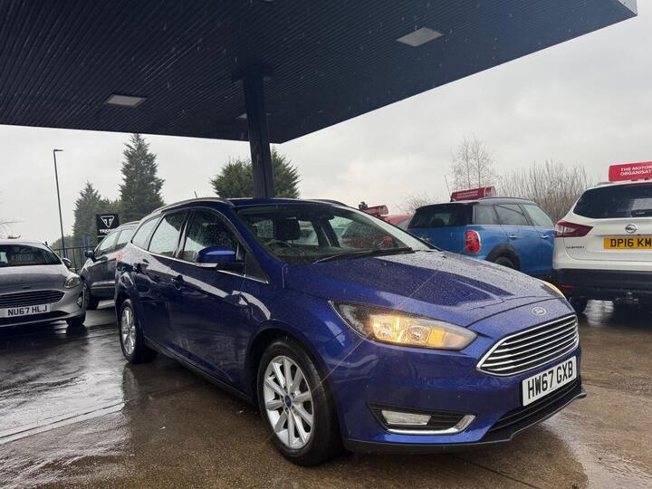 Ford FOCUS 1.0T EcoBoost Titanium Auto Euro 6 (s/s) 5dr