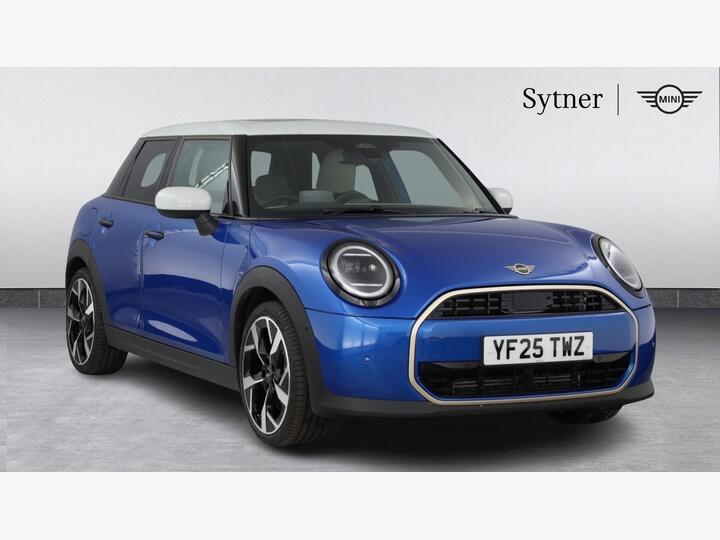 MINI Cooper 1.5C Exclusive Steptronic Euro 6 (s/s) 5dr