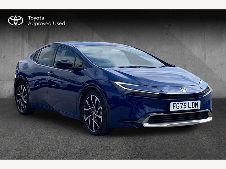 Toyota Prius 2.0 13.6kWh Excel CVT Euro 6 (s/s) 5dr