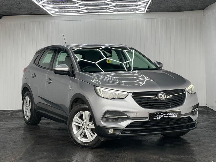 Vauxhall Grandland X 1.2 Turbo SE Euro 6 (s/s) 5dr