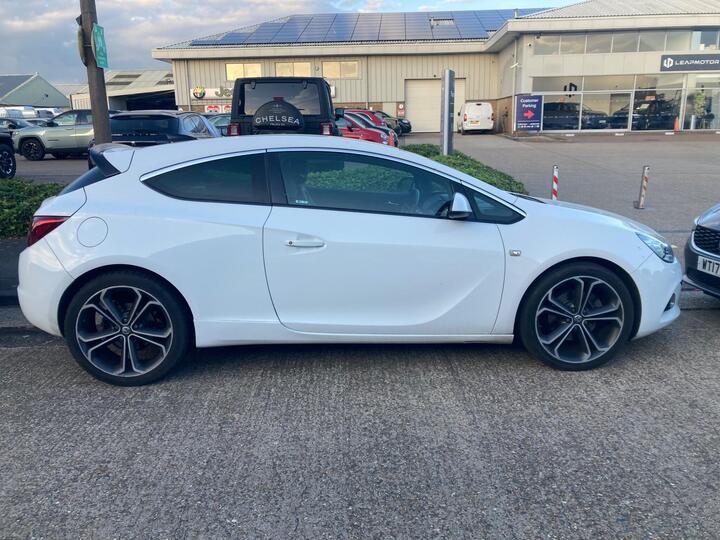 Vauxhall Astra GTC 1.6 CDTi EcoFLEX Limited Edition Euro 6 (s/s) 3dr