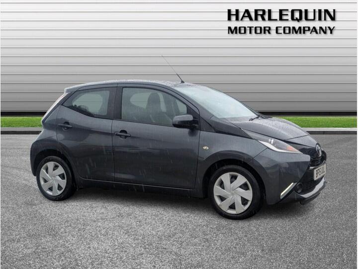 Toyota AYGO 1.0 VVT-i X-play Euro 5 5dr Euro 5