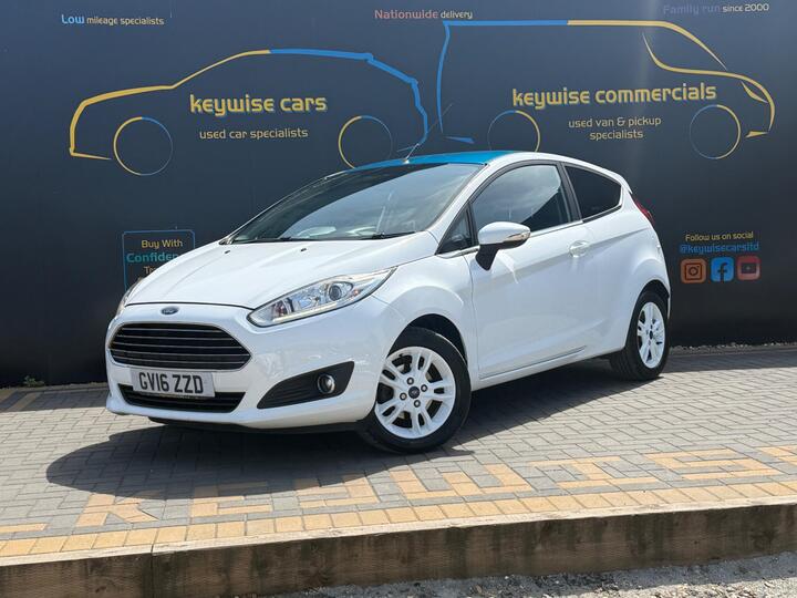 Ford Fiesta 1.0T EcoBoost Zetec White Edition Euro 6 (s/s) 3dr