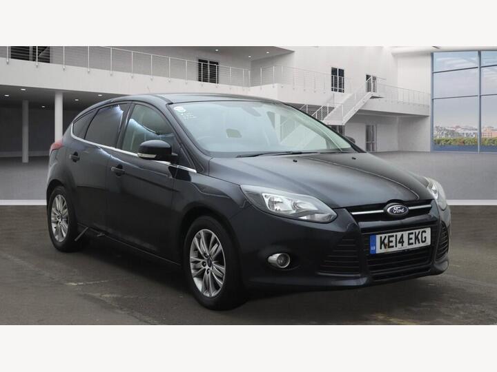 Ford FOCUS 1.0T EcoBoost Titanium Navigator Euro 5 (s/s) 5dr