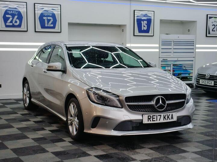 Mercedes-Benz A Class 1.5 A180d Sport (Premium) 7G-DCT Euro 6 (s/s) 5dr