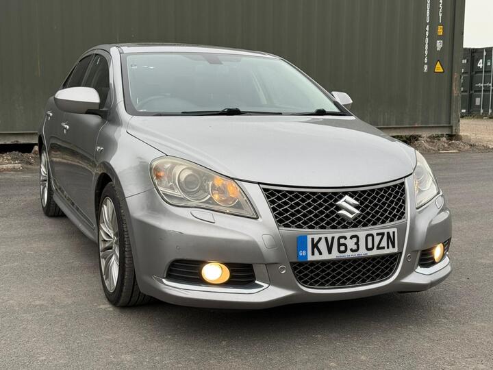 Suzuki Kizashi 2.4 16V Sport CVT 4WD Euro 5 4dr