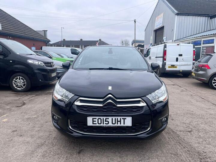 Citroen DS4 1.6 E-HDi Airdream DStyle Nav Euro 5 (s/s) 5dr Citroen DS4 1.6 E-HDi Airdream DStyle Nav Euro 5 (s/s) 5dr