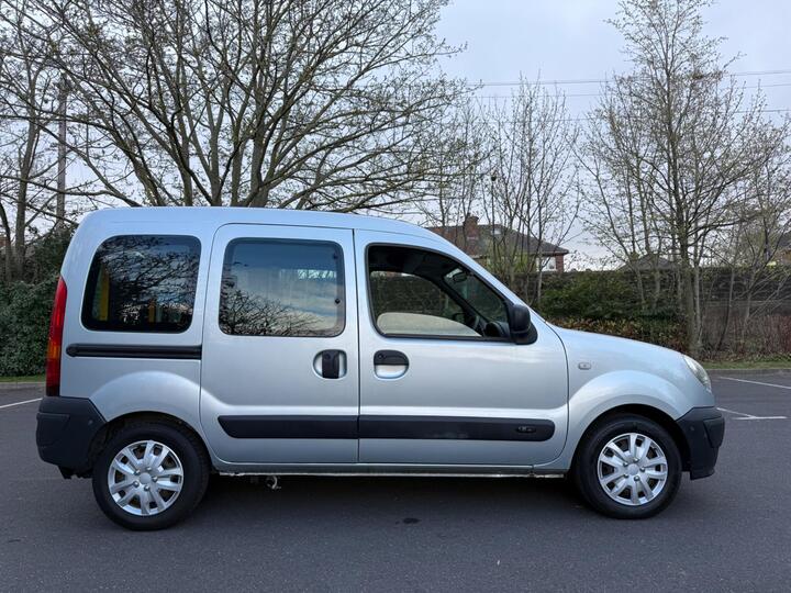 Renault Kangoo 1.6 16v Authentique 5dr