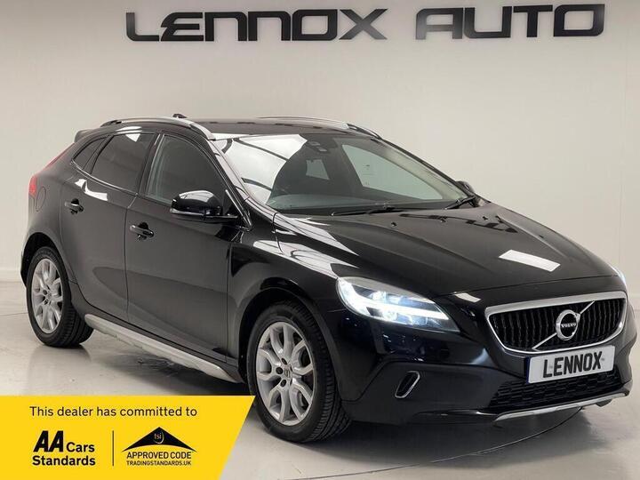 Volvo V40 Cross Country 1.5 T3 Pro Auto Euro 6 (s/s) 5dr Volvo V40 Cross Country 1.5 T3 Pro Auto Euro 6 (s/s) 5dr