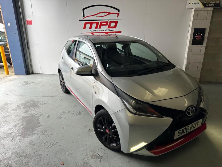 Toyota AYGO 1.0 VVT-i X-play Euro 6 5dr