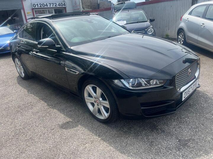 Jaguar XE 2.0d Portfolio Auto AWD Euro 6 (s/s) 4dr
