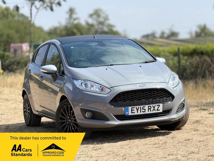 Ford Fiesta 1.5 TDCi Titanium Euro 5 5dr