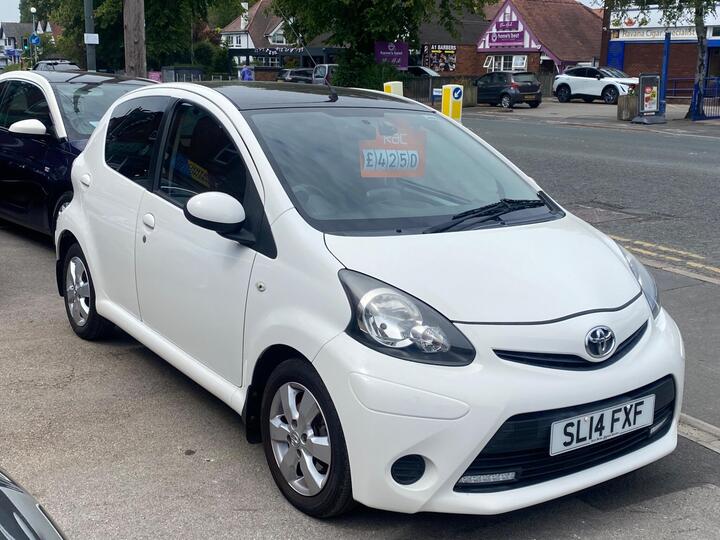 Toyota AYGO 1.0 VVT-i Move Euro 5 5dr