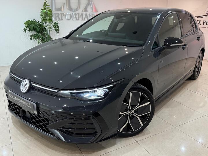 Volkswagen Golf 1.5 ETSI MHEV Black Edition DSG Euro 6 (s/s) 5dr