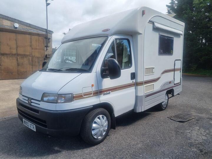 Peugeot BOXER 1.9 TD S Chassis Cab 2dr Diesel Manual (SWB) (91 Bhp) IDEAL COMPACT 2 BIRTH TOP OF RANGE