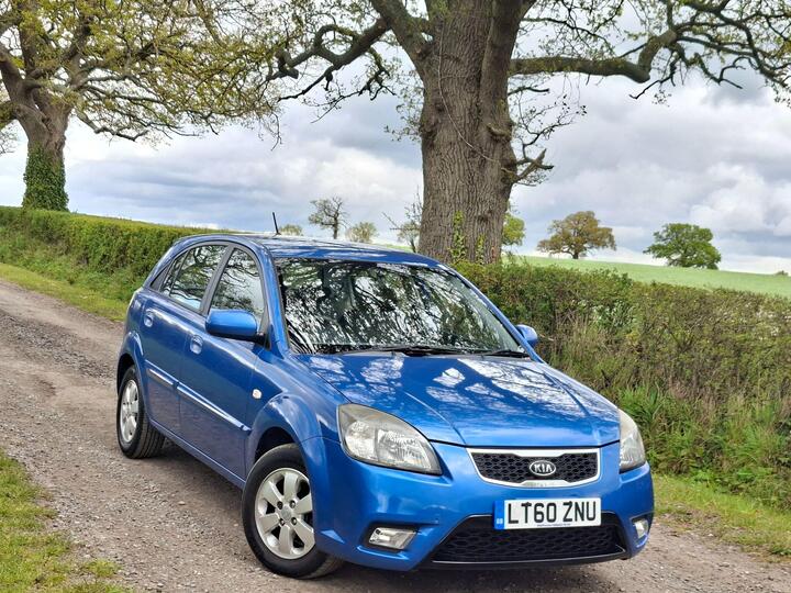 Kia Rio 1.5 CRDi 2 5dr