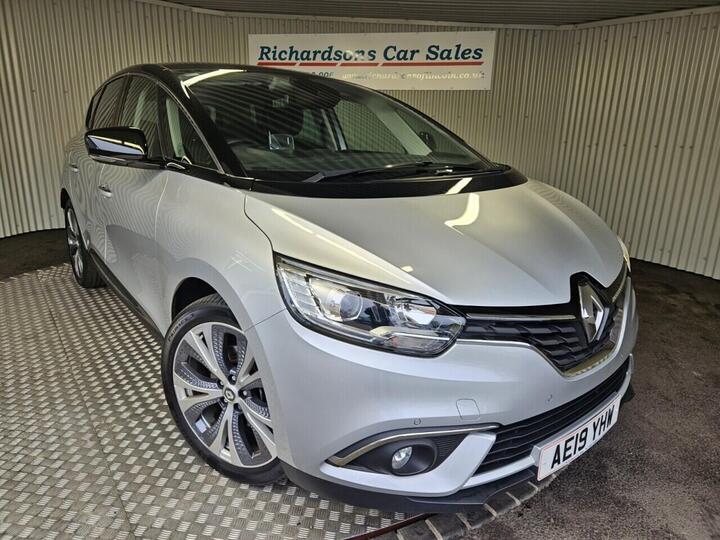 Renault SCENIC 1.3 TCe Signature Euro 6 (s/s) 5dr Renault SCENIC 1.3 TCe Signature Euro 6 (s/s) 5dr