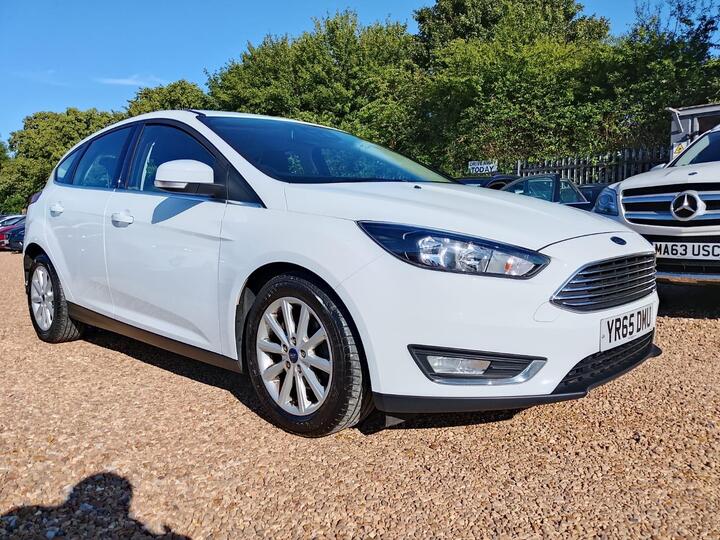 Ford Focus 1.0T EcoBoost Titanium Euro 6 (s/s) 5dr