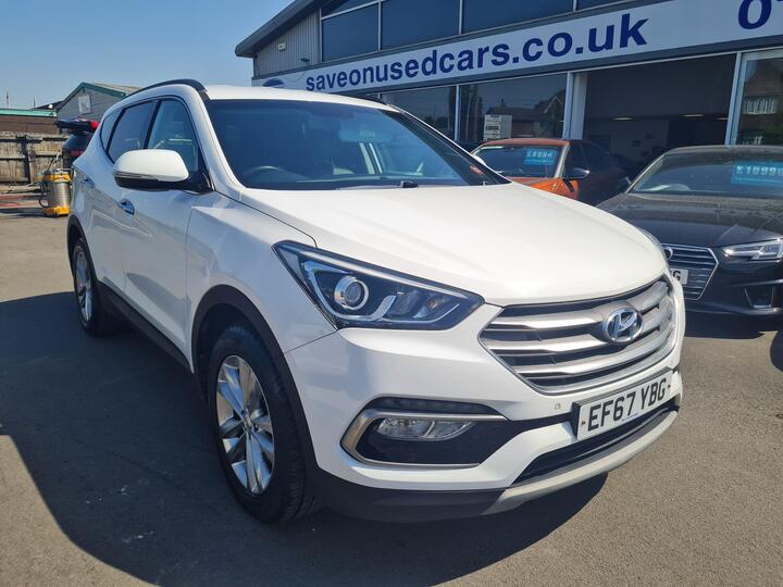 Hyundai Santa Fe 2.2 CRDi Blue Drive Premium 4WD Euro 6 (s/s) 5dr (7 Seat) Hyundai Santa Fe 2.2 CRDi Blue Drive Premium 4WD Euro 6 (s/s) 5dr (7 Seat)