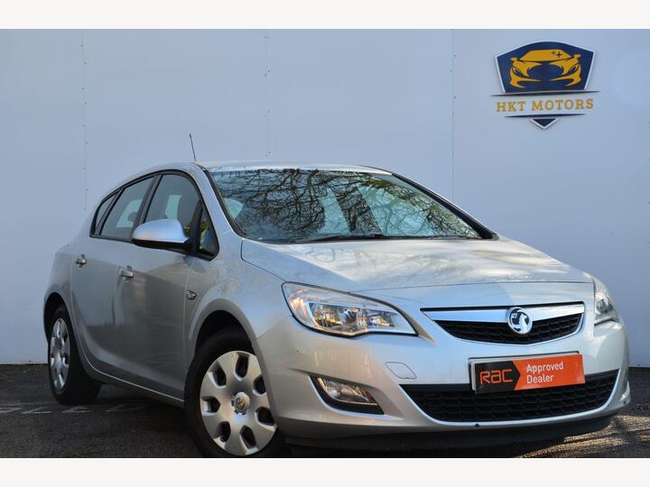 Vauxhall Astra 1.6 16v Exclusiv Euro 5 5dr