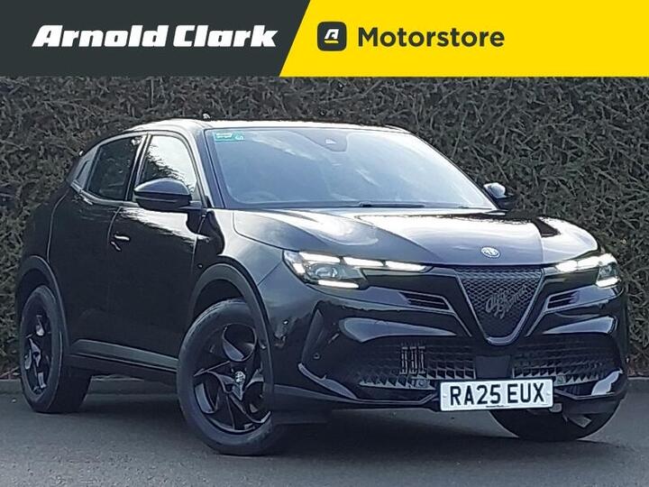 Alfa Romeo Junior 1.2 MHEV Ibrida E-DCT Euro 6 (s/s) 5dr Alfa Romeo Junior 1.2 MHEV Ibrida E-DCT Euro 6 (s/s) 5dr