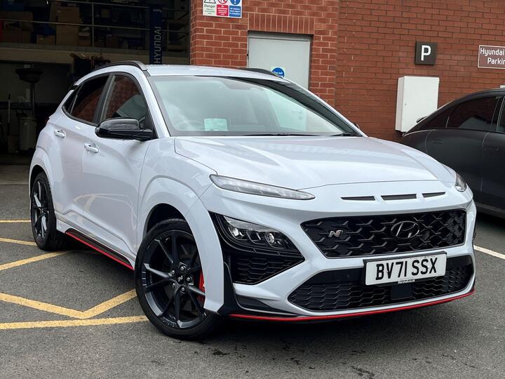 Hyundai KONA 2.0 T-GDi N DCT Euro 6 (s/s) 5dr Hyundai KONA 2.0 T-GDi N DCT Euro 6 (s/s) 5dr