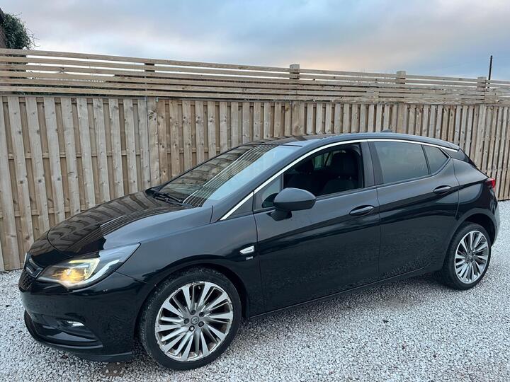 Vauxhall Astra 1.4i Turbo SRi Nav Euro 6 5dr