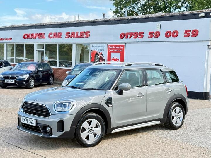 MINI Countryman 1.5 Cooper Classic Euro 6 (s/s) 5dr MINI Countryman 1.5 Cooper Classic Euro 6 (s/s) 5dr