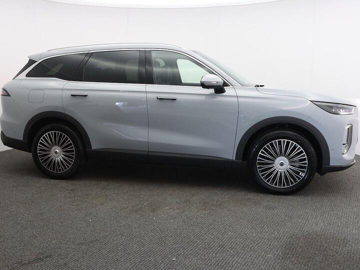Chery Tiggo 9 1.5T 34.46kWh Summit DHT3 4WD Euro 6 (s/s) 5dr