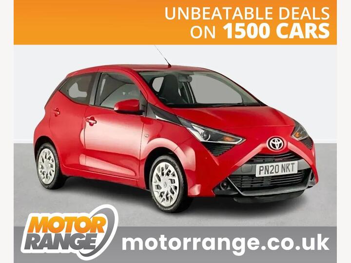 Toyota Aygo 1.0 VVT-i X-play Euro 6 5dr Toyota Aygo 1.0 VVT-i X-play Euro 6 5dr
