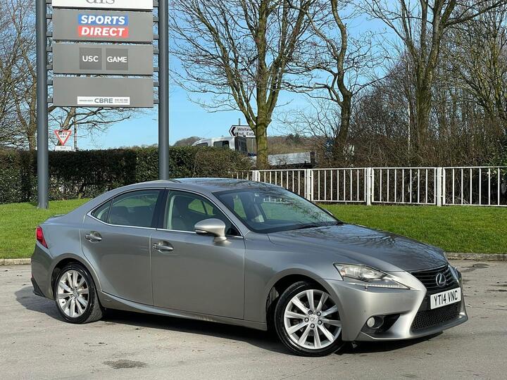 Lexus IS 2.5 300h Luxury E-CVT Euro 5 (s/s) 4dr