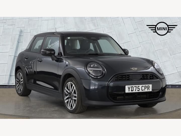 MINI Cooper 1.5C Classic Steptronic Euro 6 (s/s) 5dr