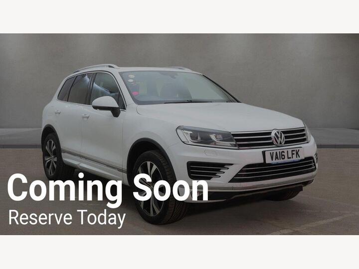Volkswagen Touareg 3.0 TDI V6 BlueMotion Tech R-Line Tiptronic 4WD Euro 6 (s/s) 5dr Volkswagen Touareg 3.0 TDI V6 BlueMotion Tech R-Line Tiptronic 4WD Euro 6 (s/s) 5dr