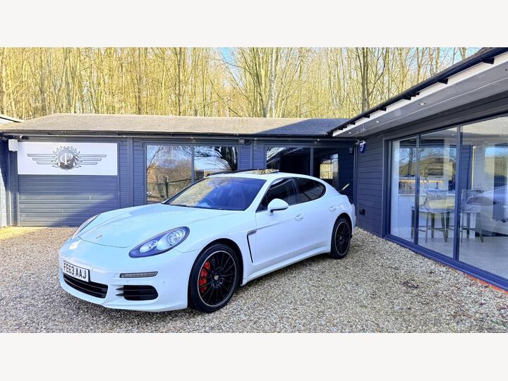 Porsche Panamera 3.0D V6 TiptronicS Euro 5 (s/s) 5dr Porsche Panamera 3.0D V6 TiptronicS Euro 5 (s/s) 5dr