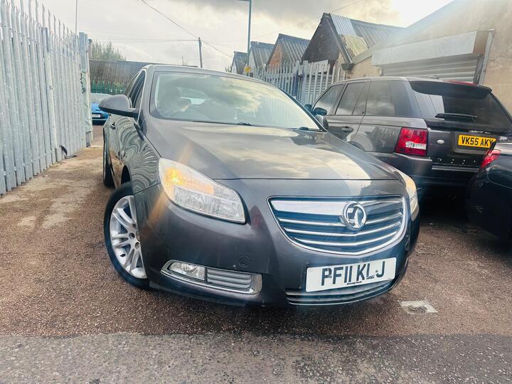 Vauxhall Insignia 1.8 16V Exclusiv Euro 5 5dr Vauxhall Insignia 1.8 16V Exclusiv Euro 5 5dr