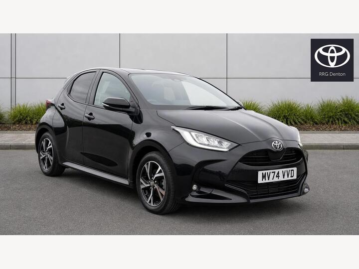 Toyota Yaris 1.5 VVT-h Design E-CVT Euro 6 (s/s) 5dr