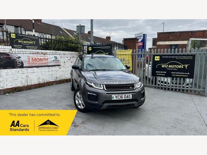 Land Rover Range Rover Evoque 2.0 TD4 SE Tech 4WD Euro 6 (s/s) 5dr Land Rover Range Rover Evoque 2.0 TD4 SE Tech 4WD Euro 6 (s/s) 5dr