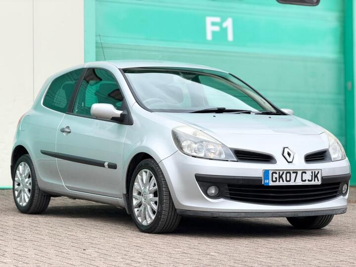 Renault Clio 1.6 VVT Dynamique S 3dr