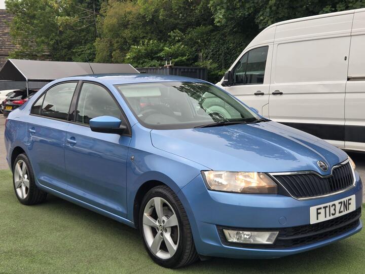 Skoda Rapid 1.6 TDI Elegance Euro 5 5dr
