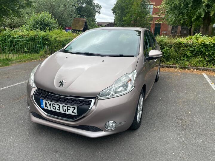 Peugeot 208 1.2 VTi Active Euro 5 5dr