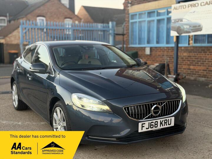 Volvo V40 1.5 T3 GPF Inscription Auto Euro 6 (s/s) 5dr