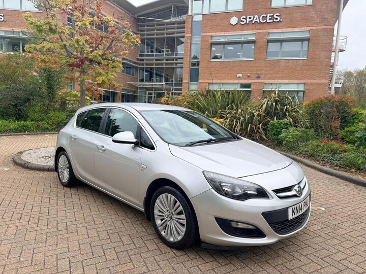 Vauxhall Astra 1.6 16v Excite Euro 5 5dr