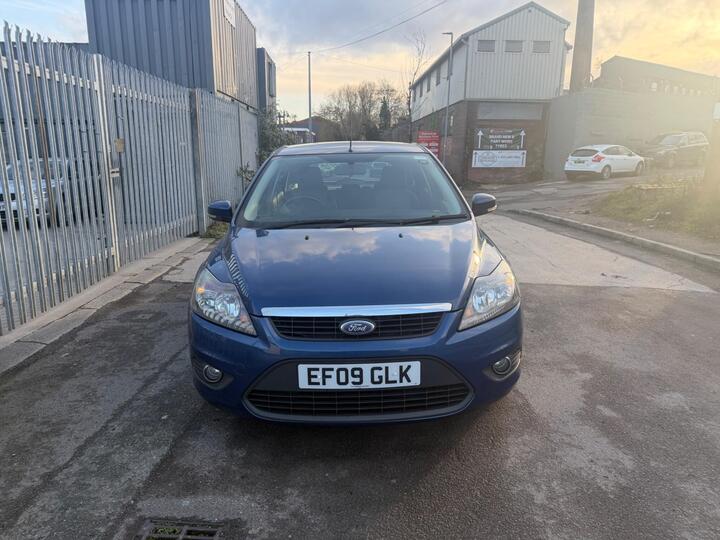 Ford Focus 1.6 Zetec 5dr
